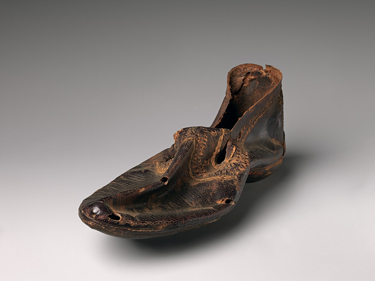 Shoe